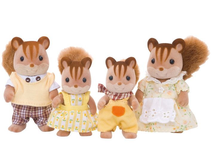Primera imagen de la Familia Ardillas de la Nuez - Sylvanian Families