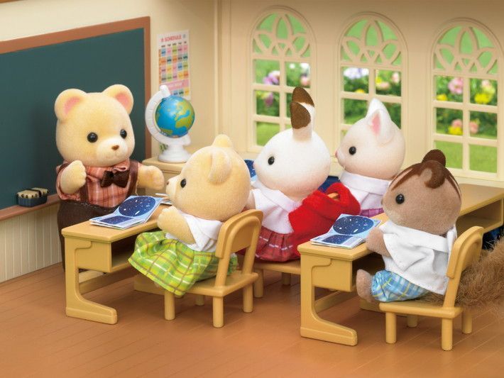 Cuarta imagen de la Escuela del Árbol Country - Sylvanian Families