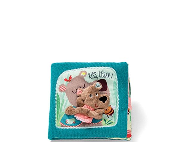 Primera imagen del Libro de tela Los abrazos de César - Lilliputiens