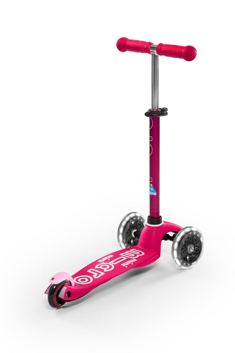 Segunda imagen del Patinete Micro Mini Deluxe Rosa LED - MMD075