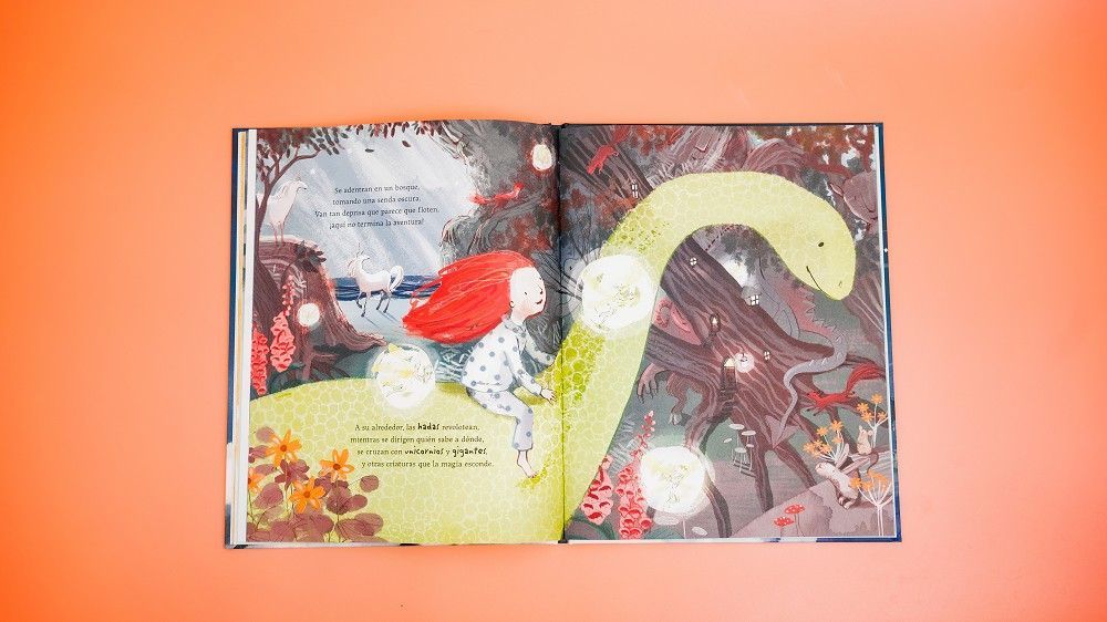 Tercera imagen de La niña y el Dinosaurio - Astronave