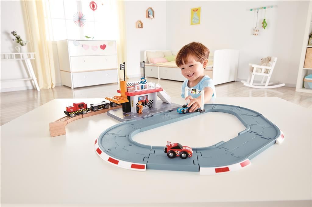 Segunda imagen de la Estación y Circuito de coches de carreras
