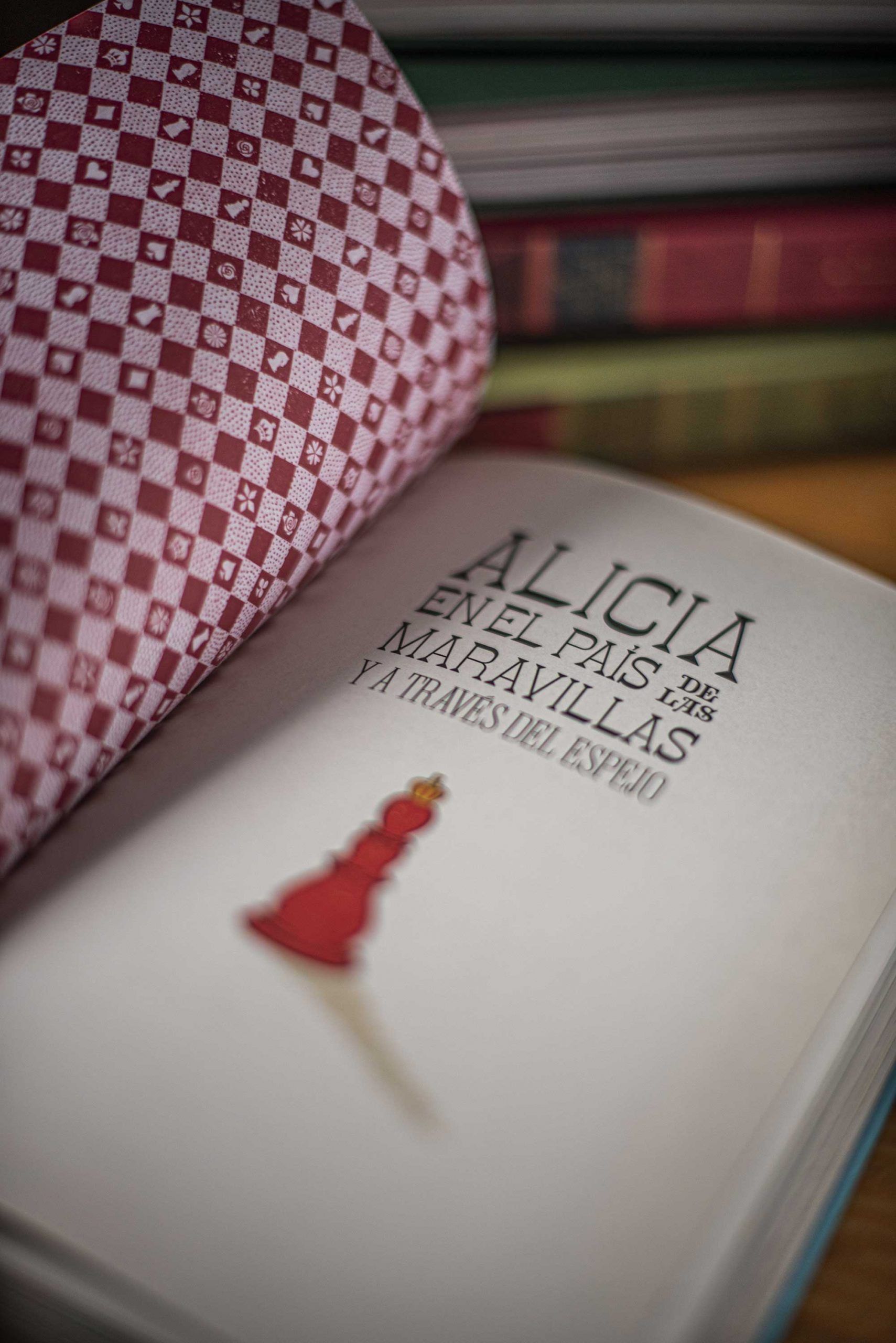Tercera imagen de Alicia en el país de las maravillas y a través del espejo - Pop-Up - Folioscopio