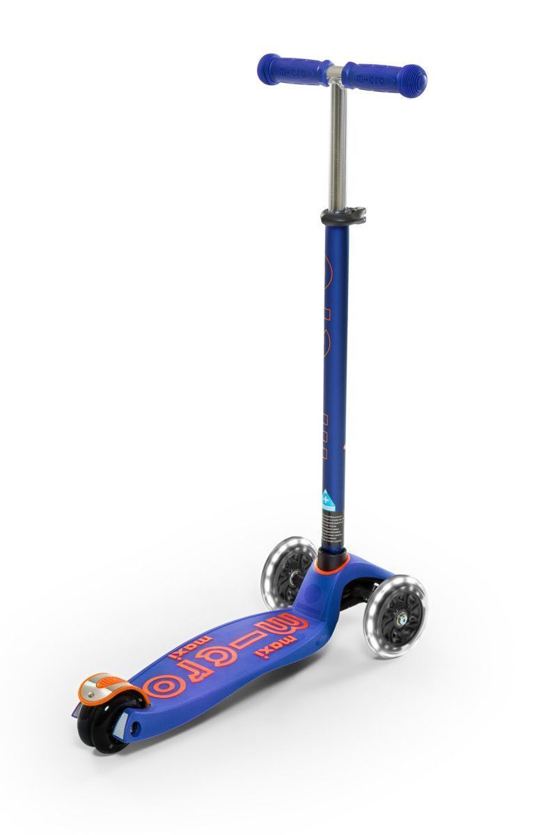 Tercera imagen del Patinete Micro Maxi Deluxe Azul LED