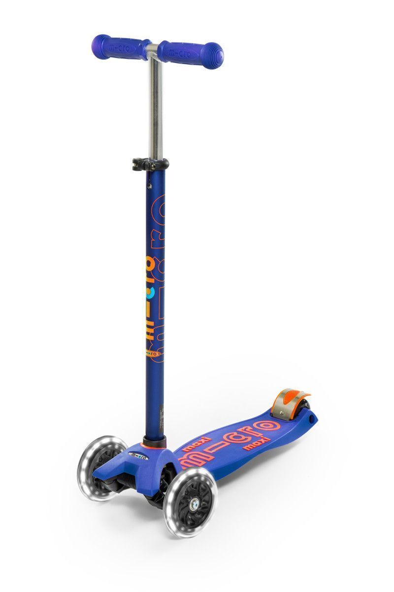 Primera imagen del Patinete Micro Maxi Deluxe Azul LED