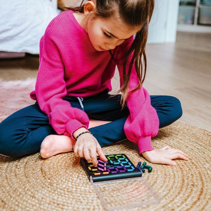 Tercera imagen del IQ Digits de Smart Games juego de lógica