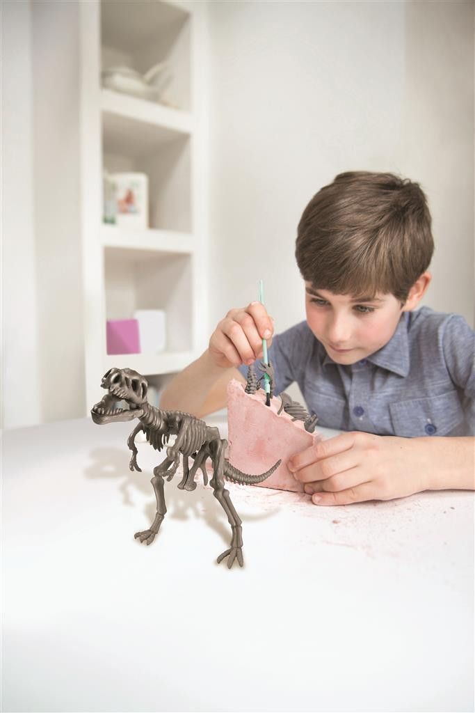 Cuarta imagen del Set de Manualidades El mundo de los Dinosaurios de 4M