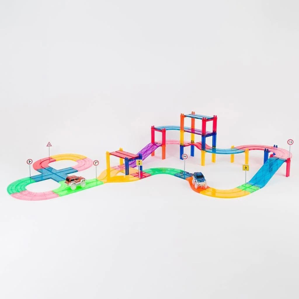 Quinta imagen de Braintoys Imanix Pista de Carreras 50 pzas Juego de construcción magnética