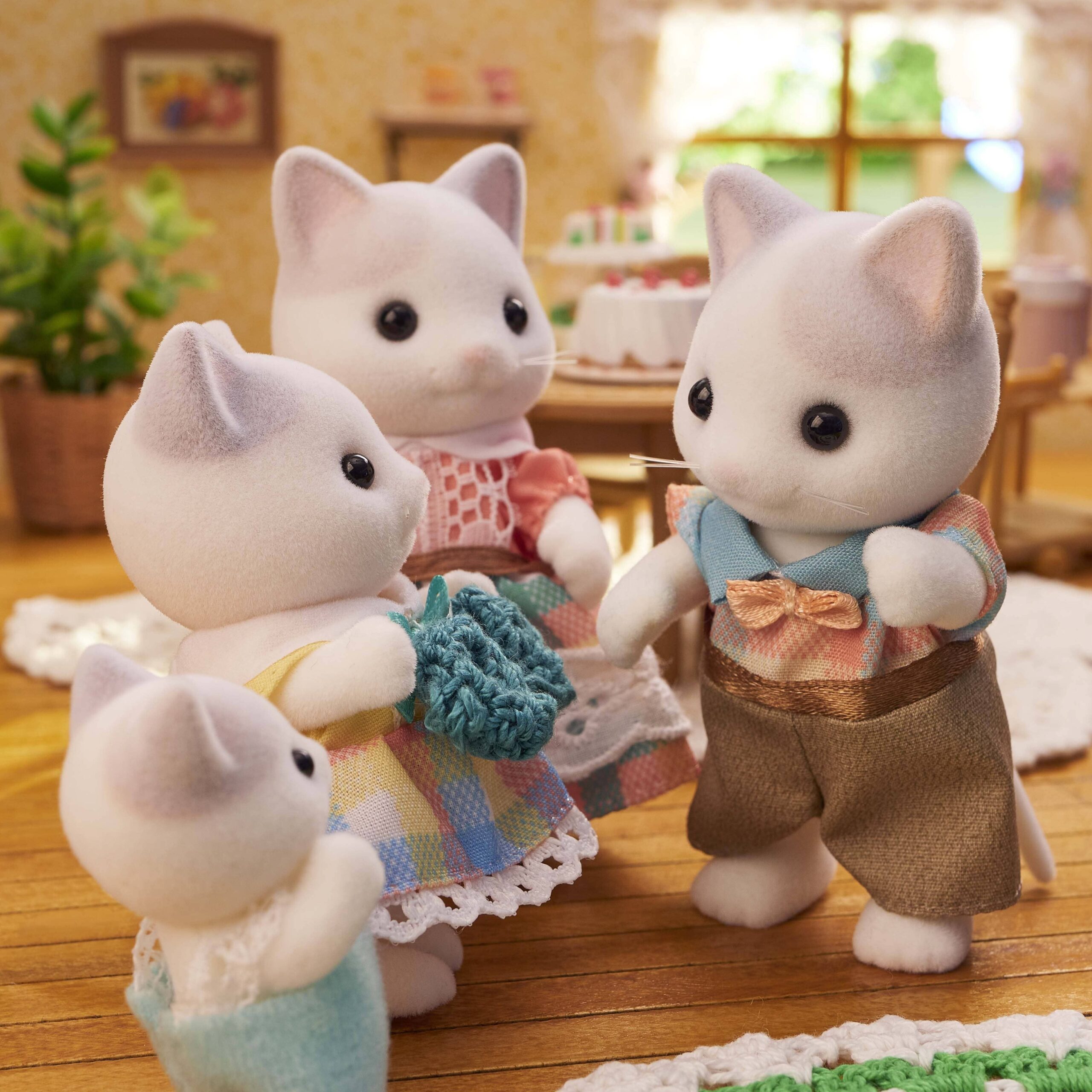 Sexta imagen de la Familia Gato Latte de Sylvanian Families