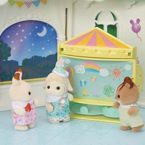 Octava imagen de la Guardería del Castillo Soleado de Sylvanian Families