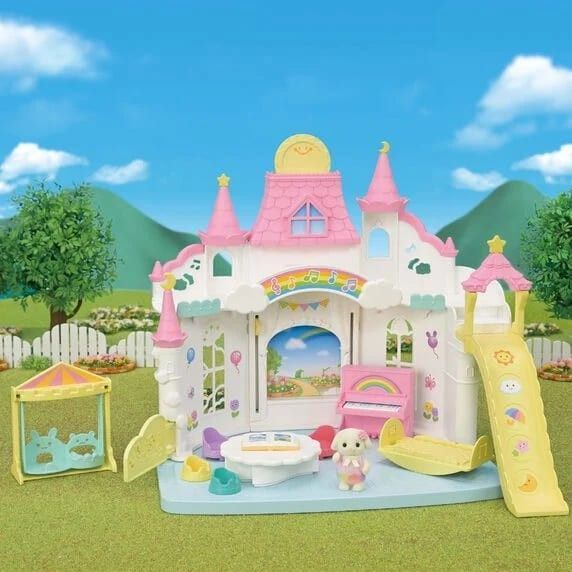 Vigésimo primera imagen de la Guardería del Castillo Soleado de Sylvanian Families