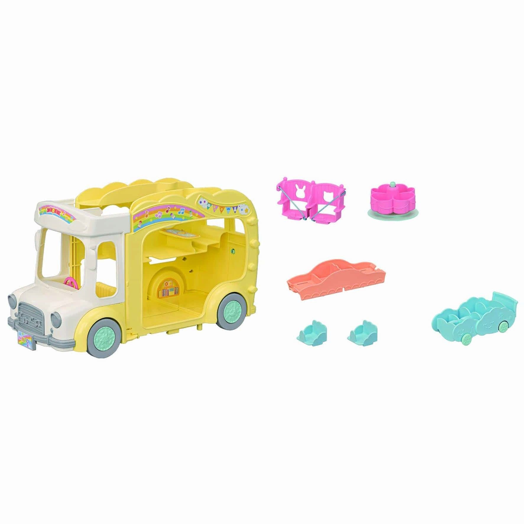 Cuarta imagen del Autobús Arcoíris de la Guardería de Sylvanian Families