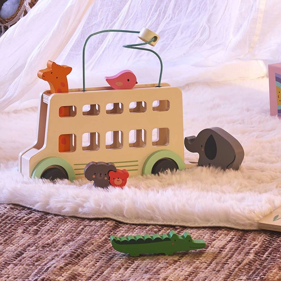 Octava imagen del Autobús Animal, juego de aprendizaje temprano de Vilac