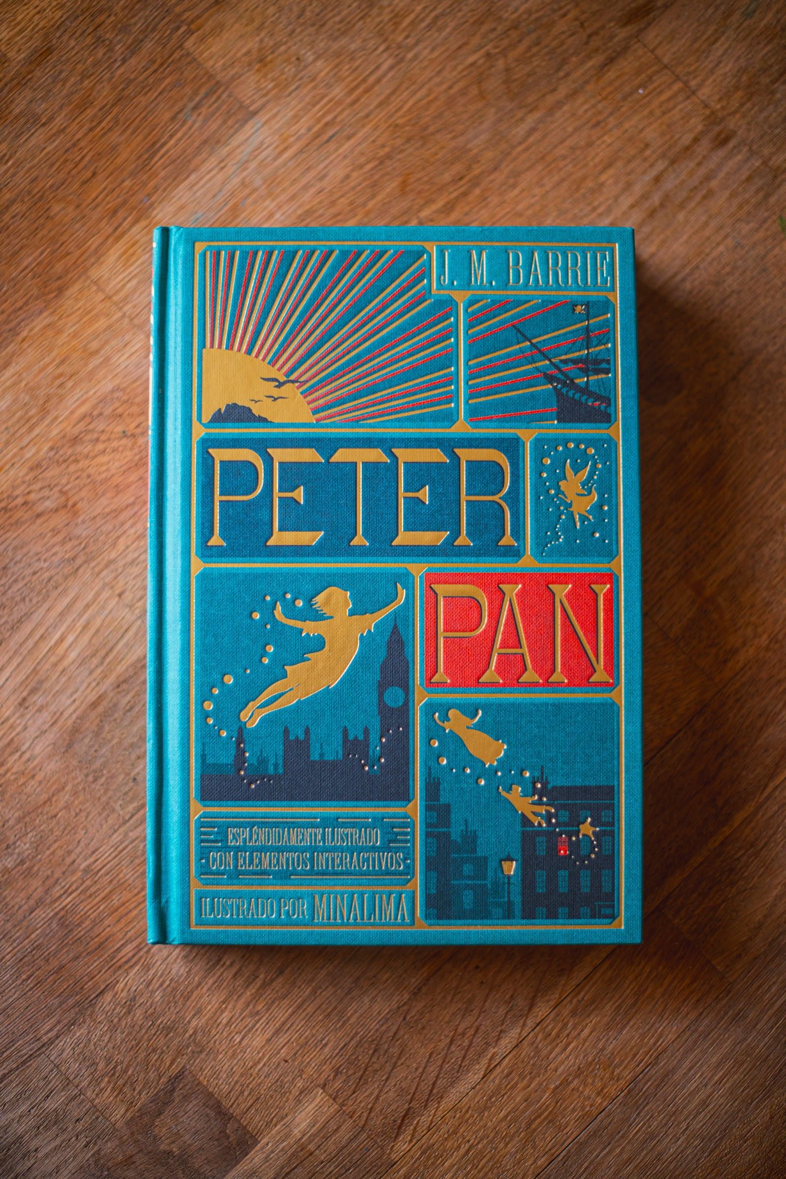 Segunda imagen de Peter Pan en Pop-Up de Folioscopio