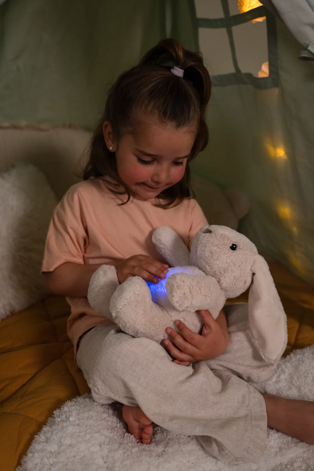 Peluche relajante con luz y sonido Billy el Conejo LoveLight recargable - Cloud B - Imagen 7