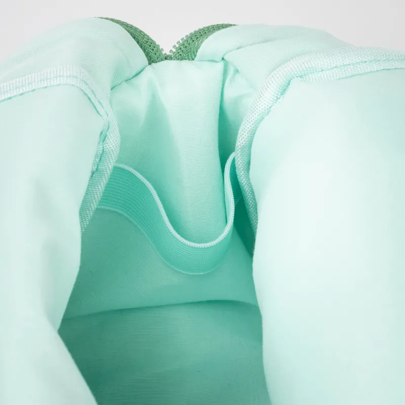 Manzana Mochila Verde - Lilliputiens - Imagen 6